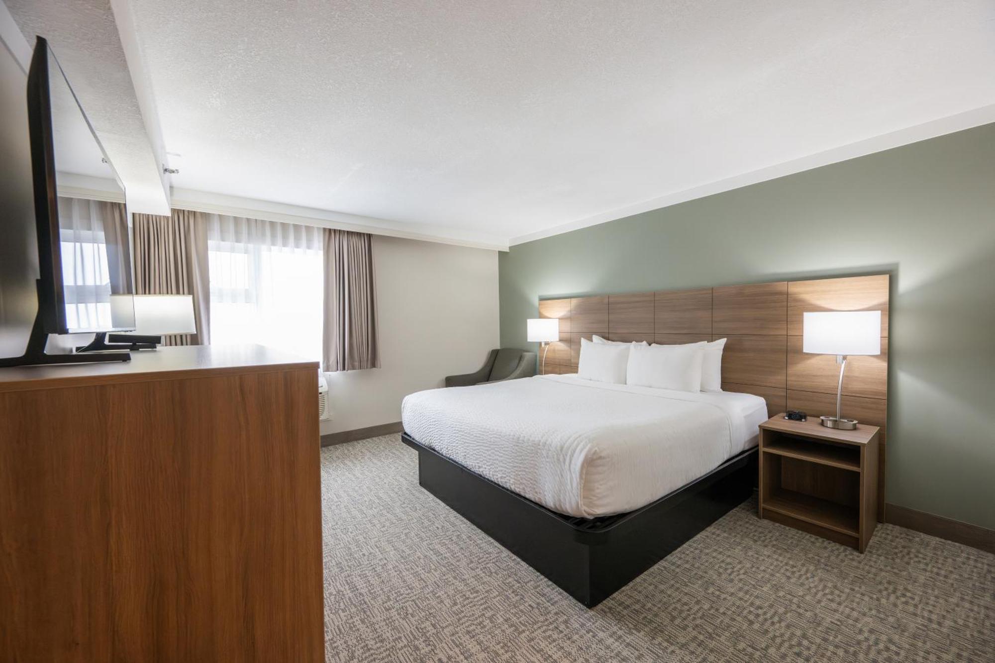 ווייטהורס Quality Inn & Suites מראה חיצוני תמונה